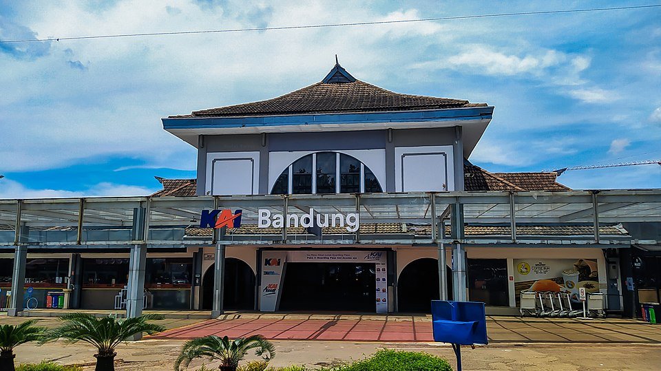 STASIUN BANDUNG